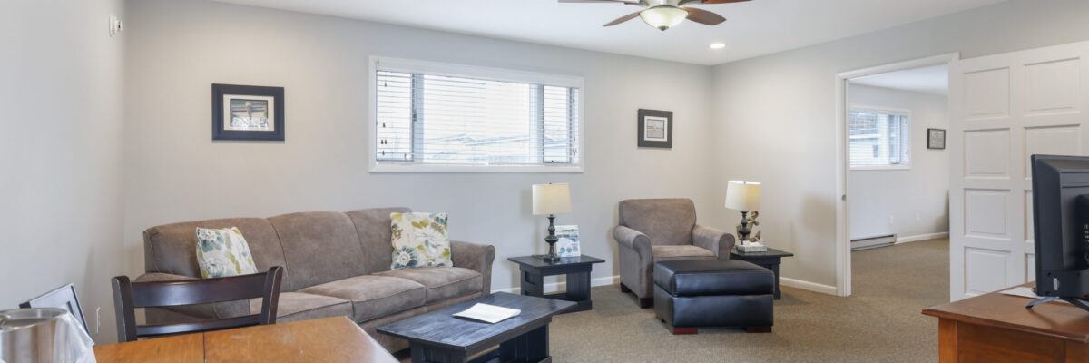 East Shore Lodging Room 11 Deluxe King Suite 2nd Floor